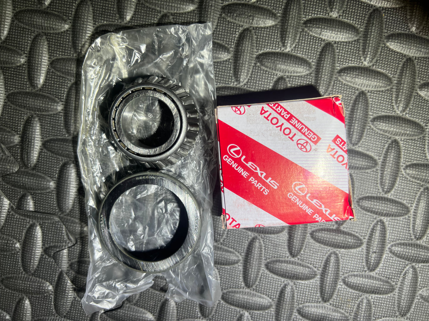 Toyota Corolla 1984-1987  Ae86 BEARING, ROLLER